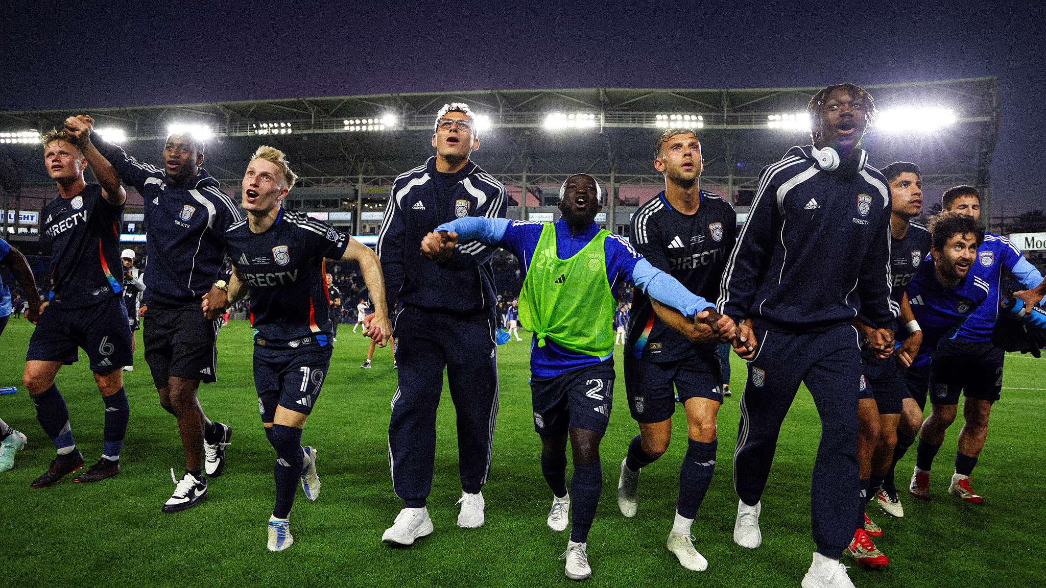 九游娱乐网址-世界杯预热图曝光：梅西领衔，葡萄牙选B费而非C罗！